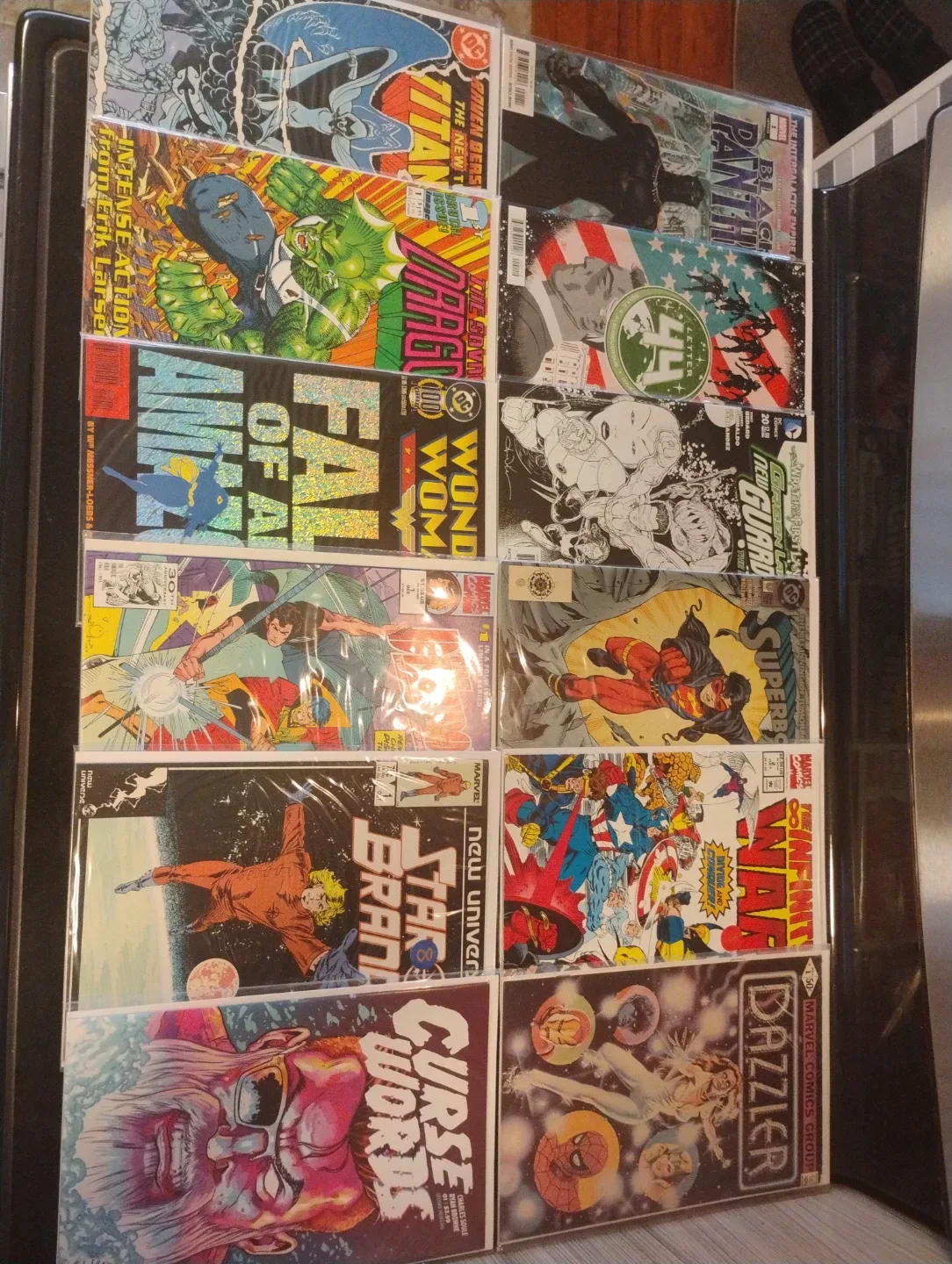 Comic book lot