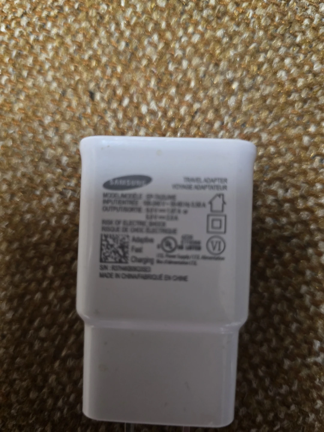 Samsung (EP-TA20JWE) Fast Charger & Cable for Micro USB Devices - photo 3