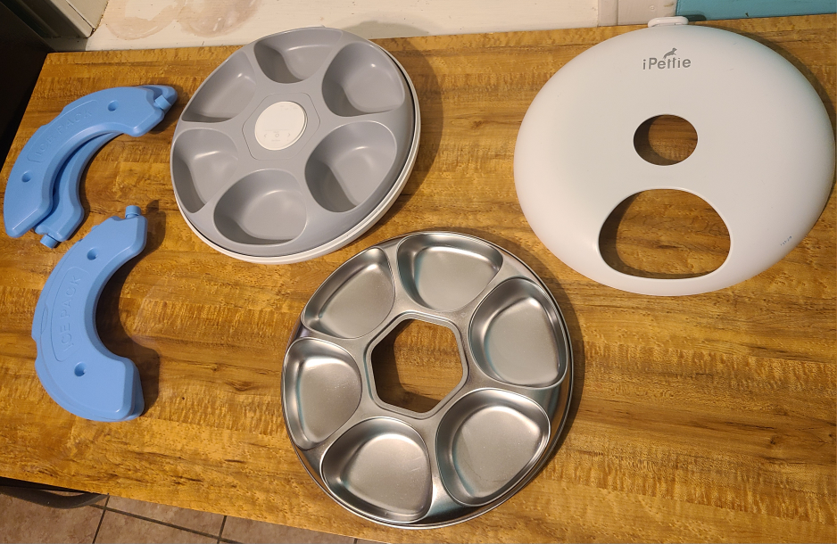iPettie Donut Automatic Pet Feeder - photo 2