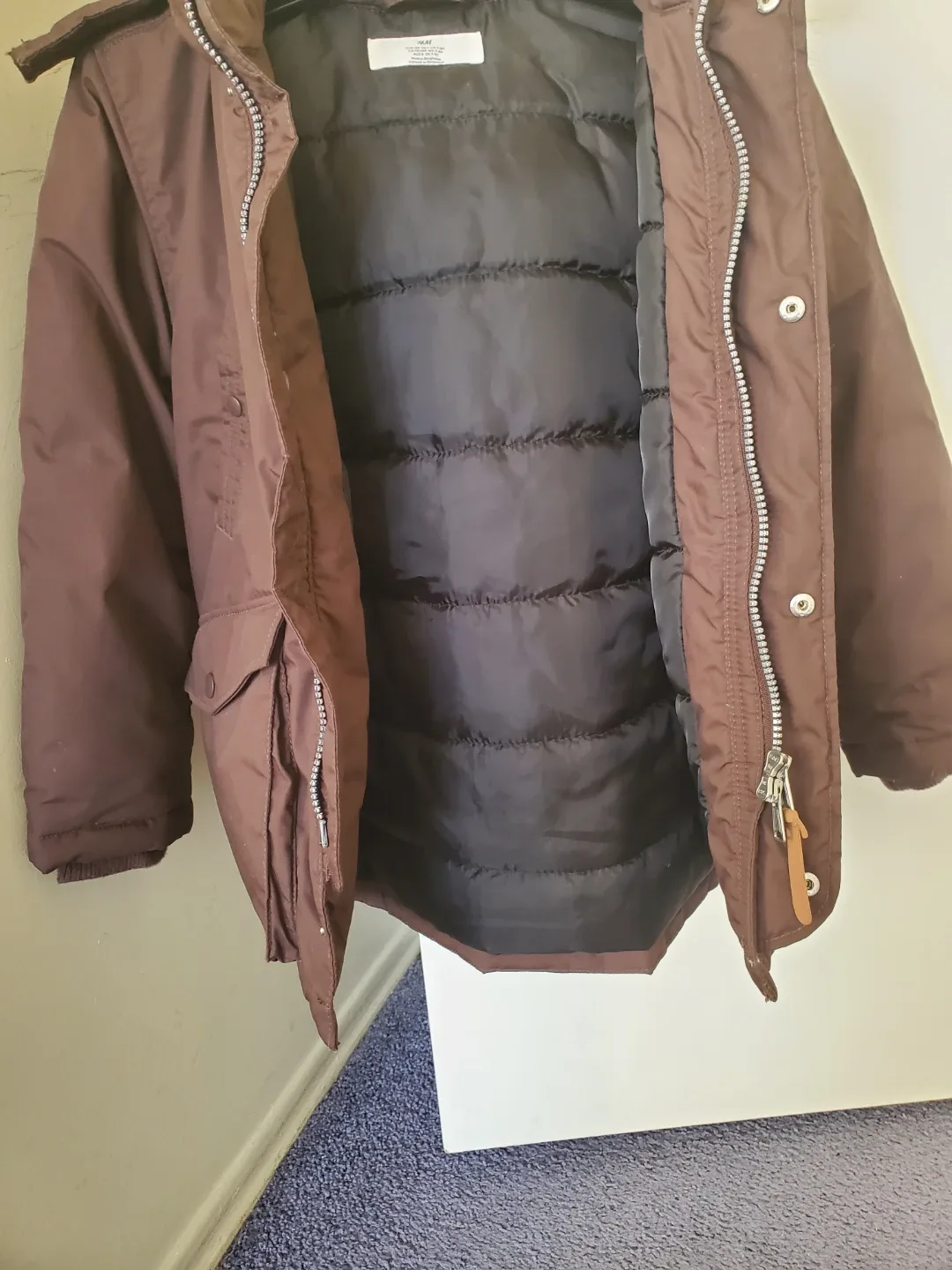 H&M Kids Winter Jacket, Size 7-8 Years image indicator(4)