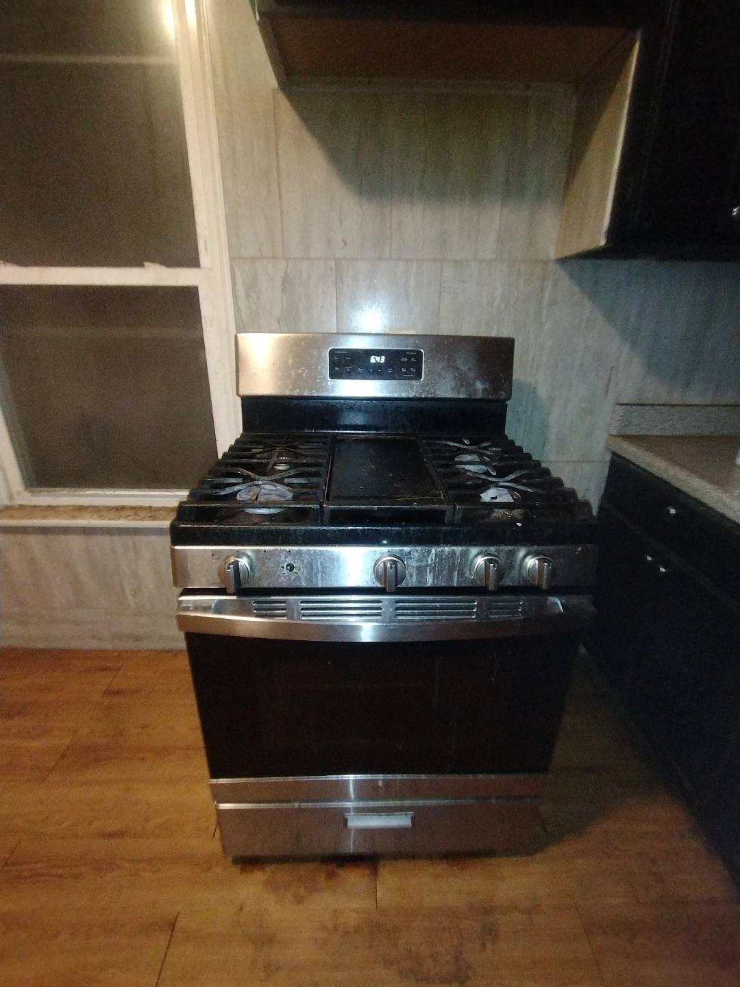 Stove - photo 2
