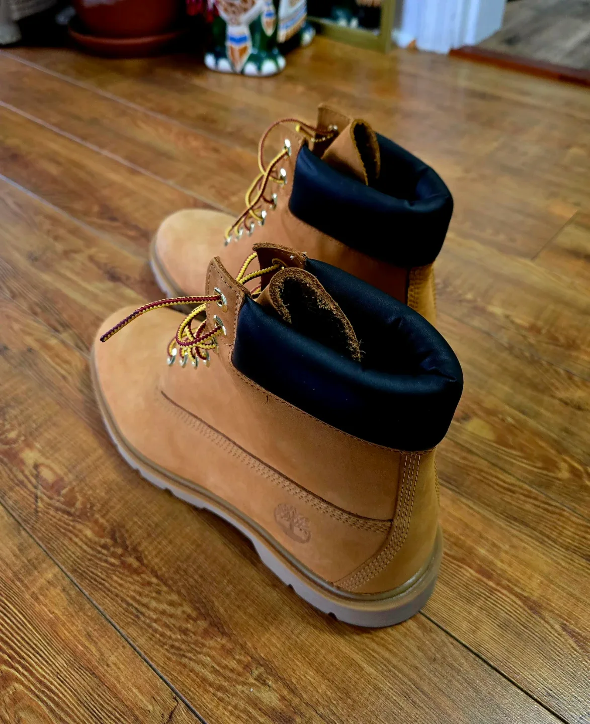 Timberland Boots Classic 6 Inches Mens Size 10 US image indicator(4)