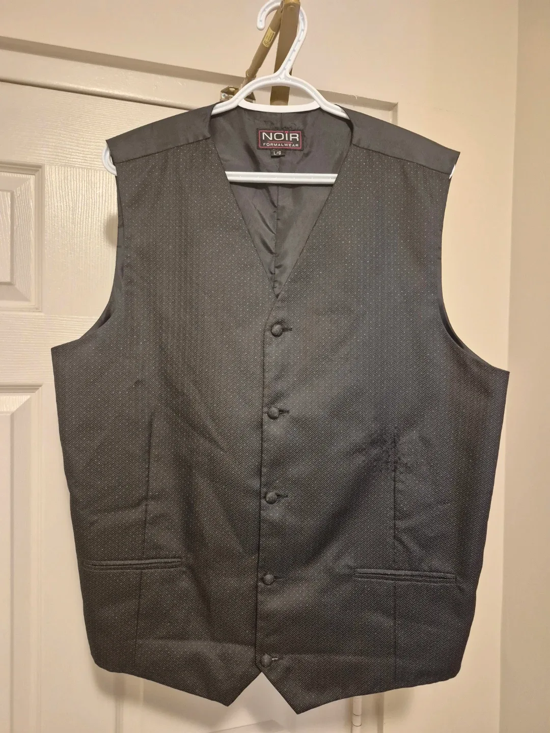 Noir Formalwear Vest - Size L/G #Cleanout