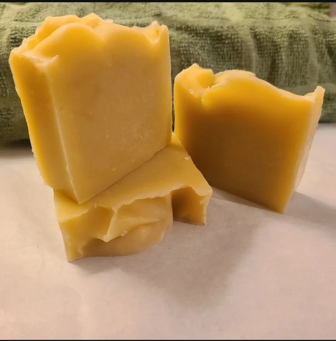 Handmade all natural soaps and body products image indicator(2)