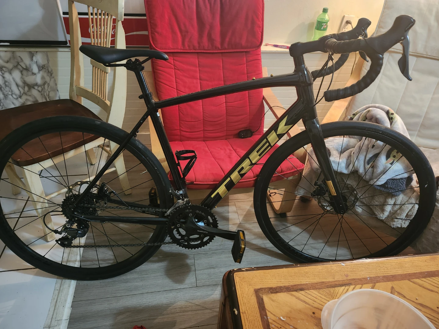 Trek Domane AL 2 Road Bike - photo 2