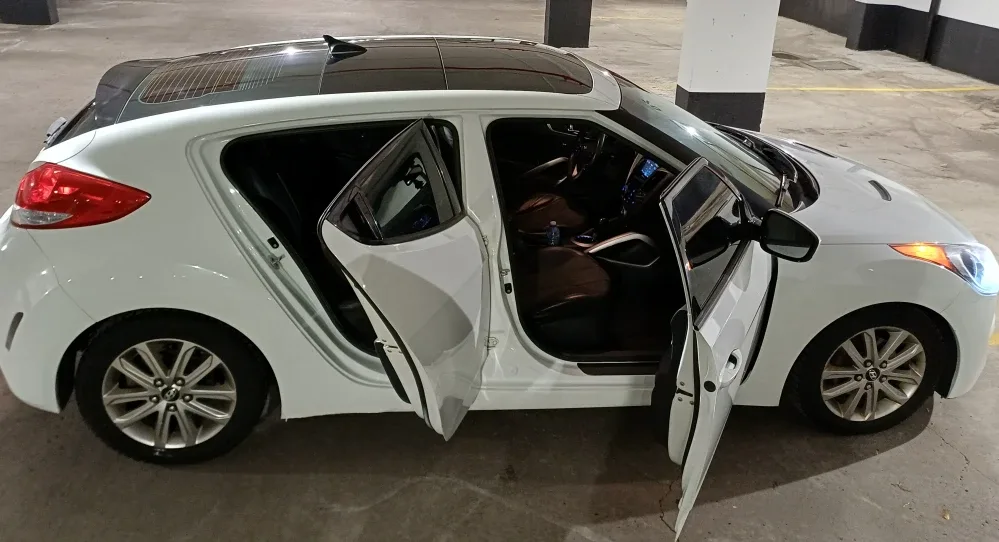 2012 Hyundai Veloster image indicator(2)