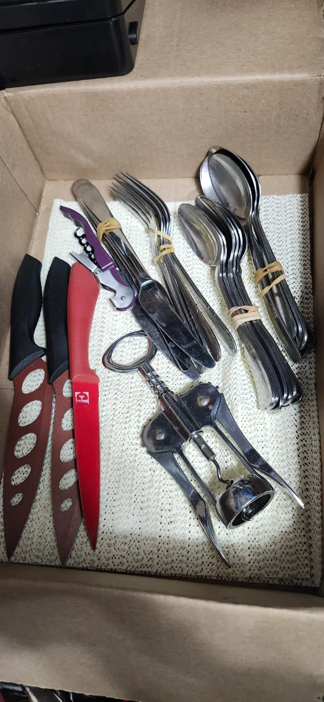 Mixed Kitchen Utensil Set. FOR everything $10 firm