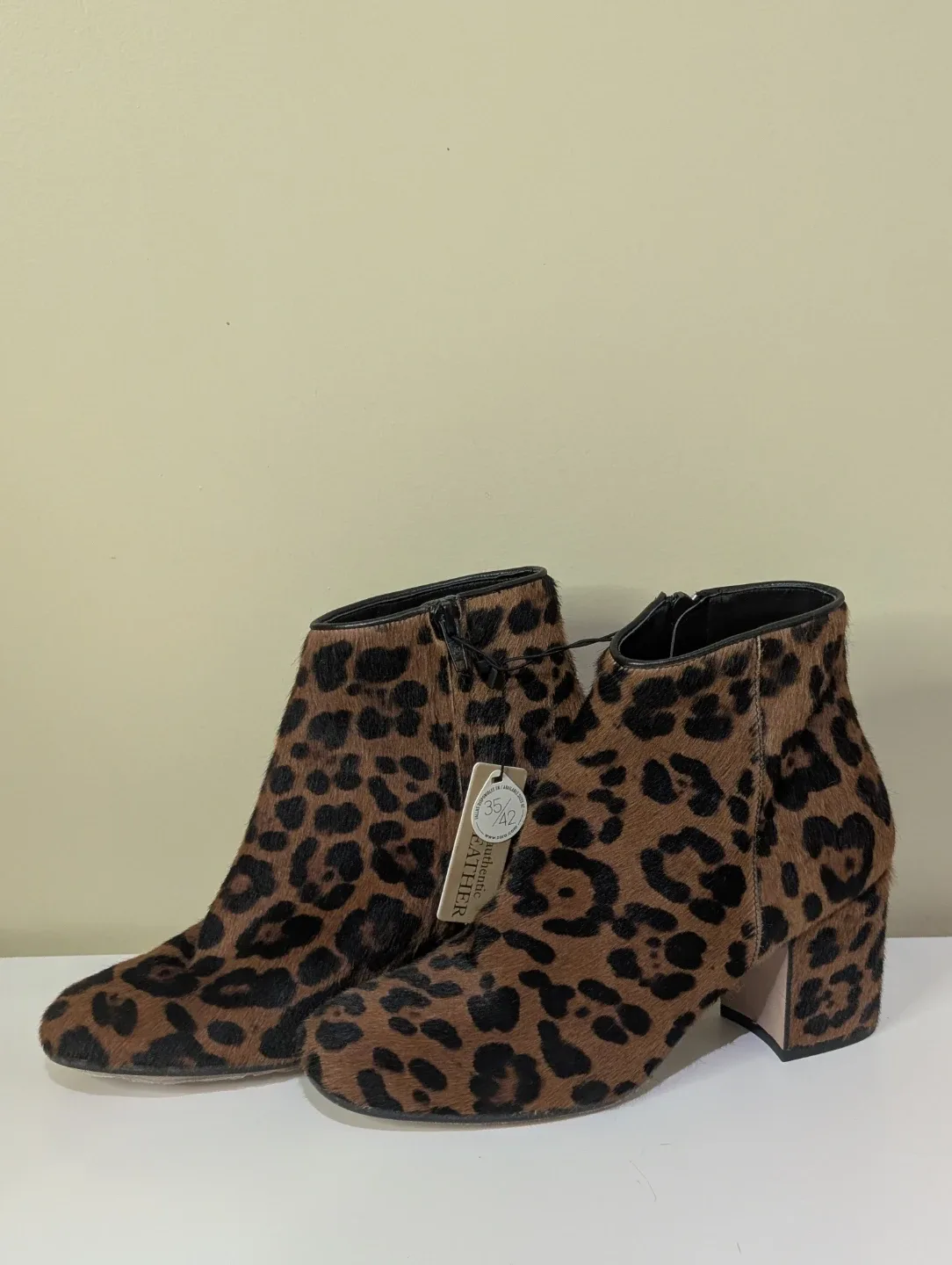 Zara Basic Leopard Print Leather Ankle Boots Size 7