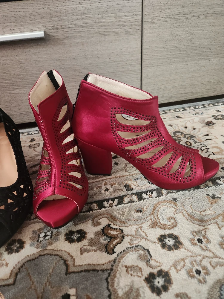 Assorted Heels and Flats - Size 38 - photo 4