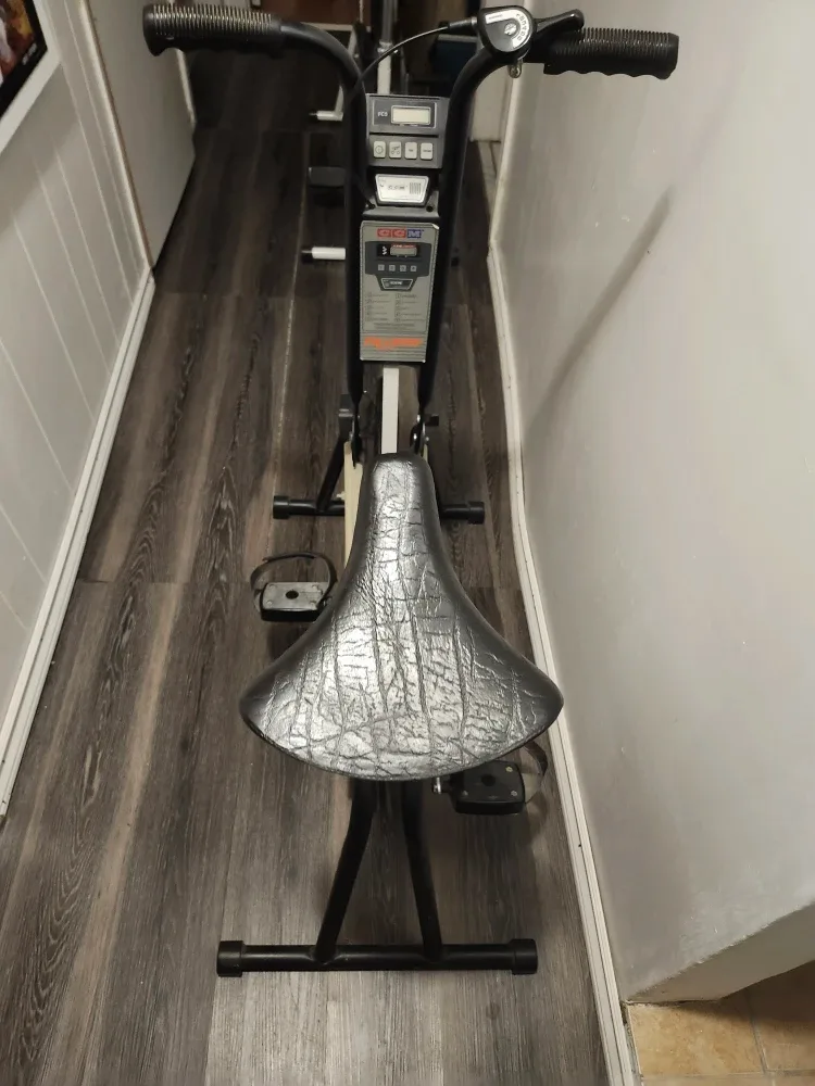 Vintage CCM Exercise Bike image indicator(4)