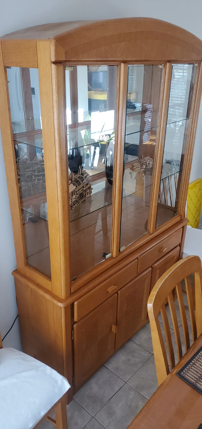 OAK Wooden Dining Table with 8 Chairs & Hutch - photo 2