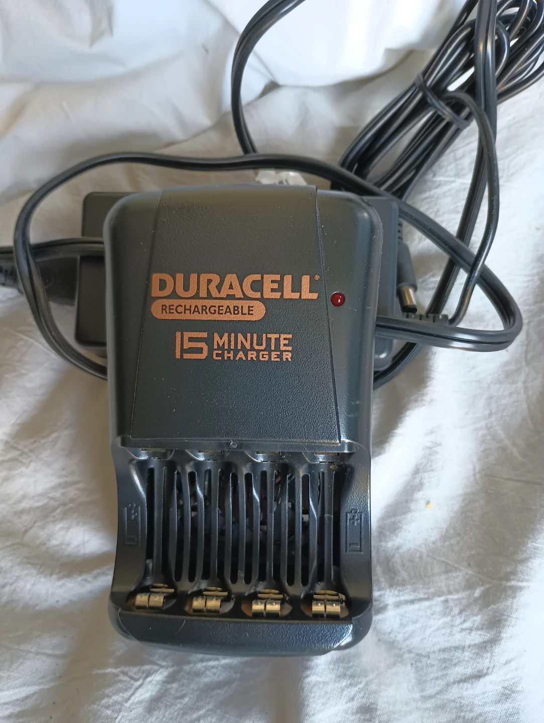 Duracell Rechargeable 15 Minute Battery Charger
