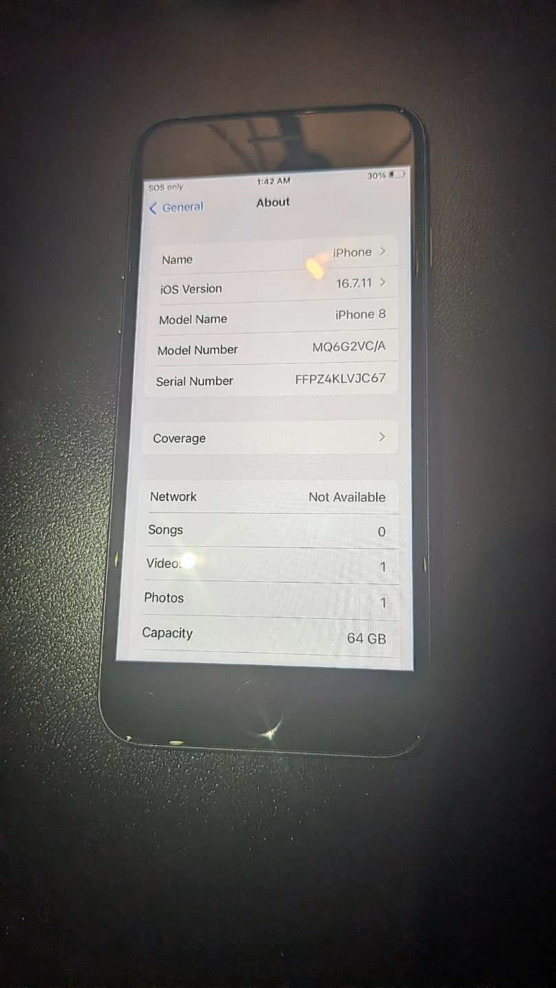 iPhone 8 - 64GB (Unlocked) - photo 2