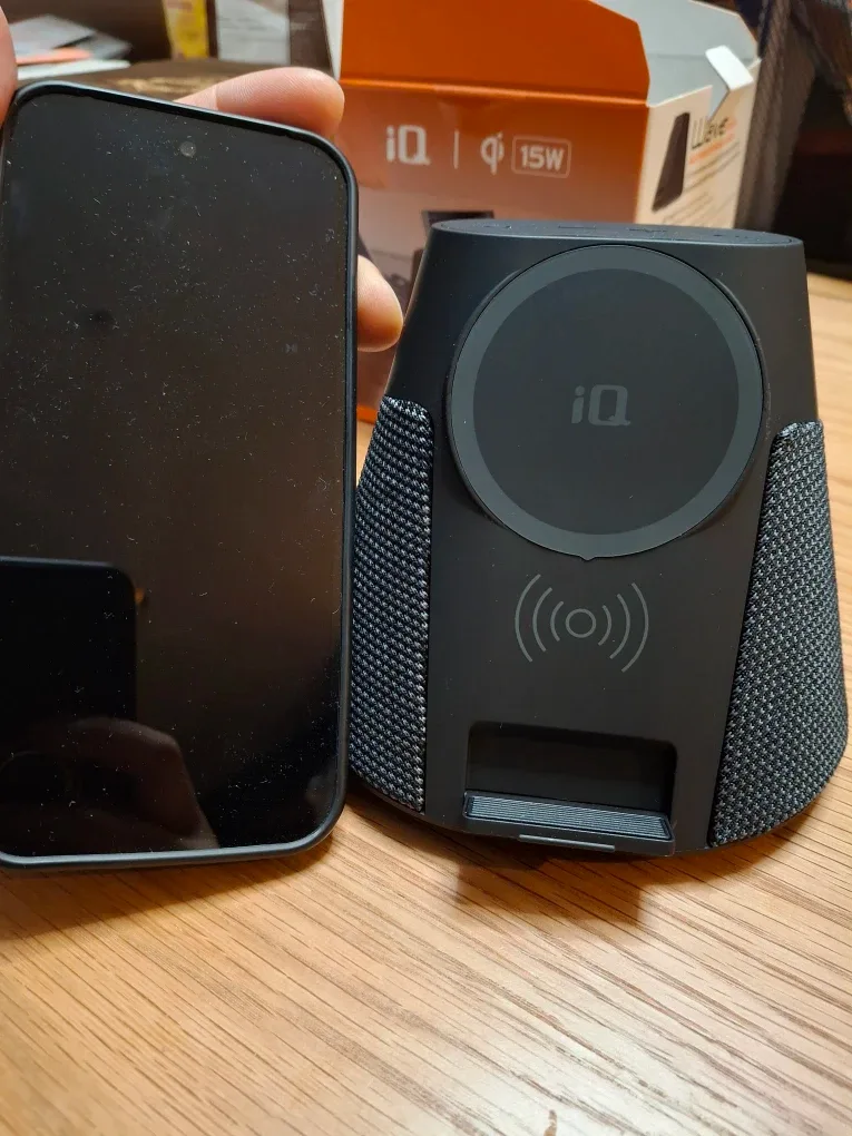 iQ Wave Home Speaker with MagSafe - Open Box!