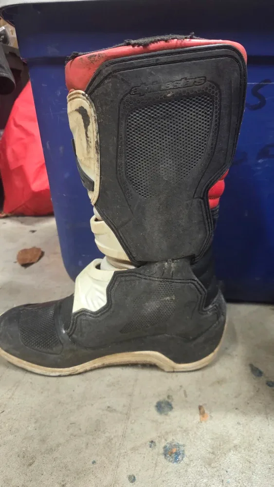 Alpinestars Tech 3s Youth Motocross Boots - Size 5 image indicator(4)