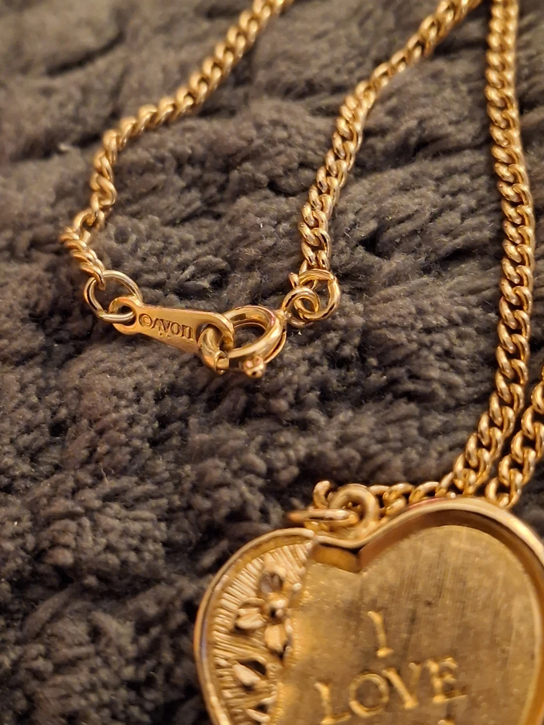 Avon Annie Pendant Necklace - Gold - photo 2