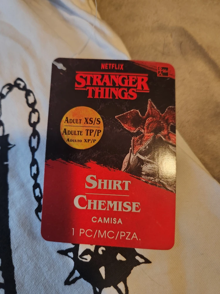 Stranger Things Hellfire Club Shirt - Size XS/S - photo 2