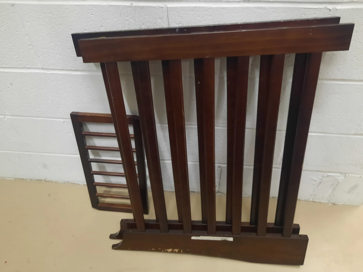 $30 Baby Crib - photo 3