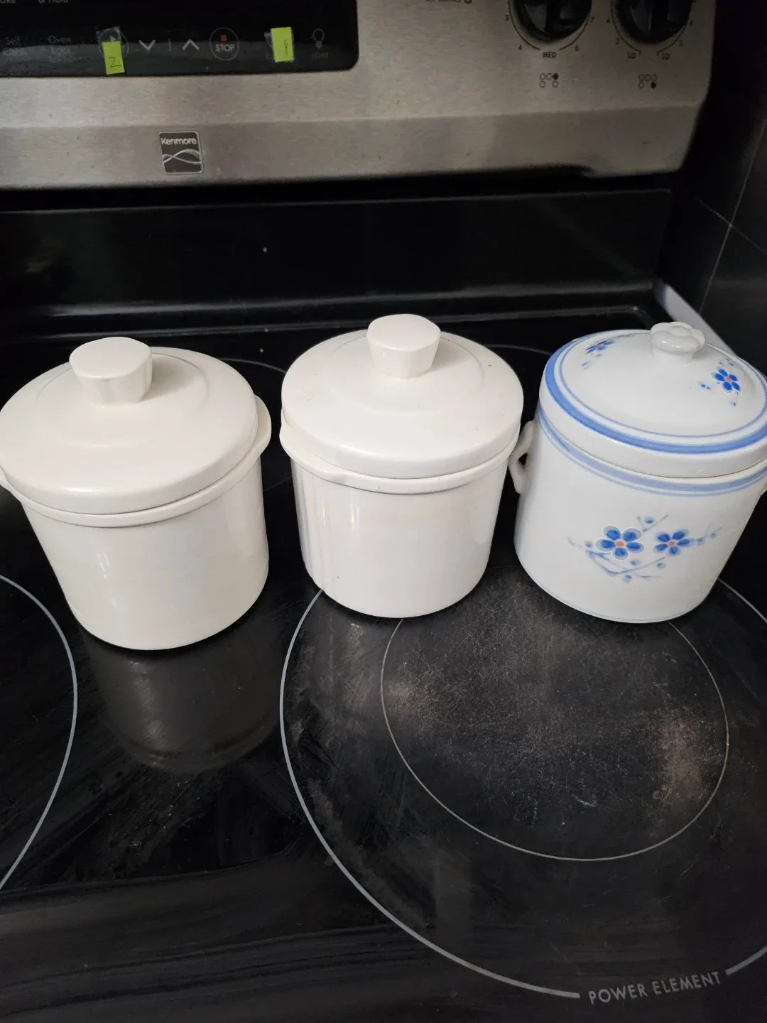 CorningWare Spice of Life & Plain White Ramekins
