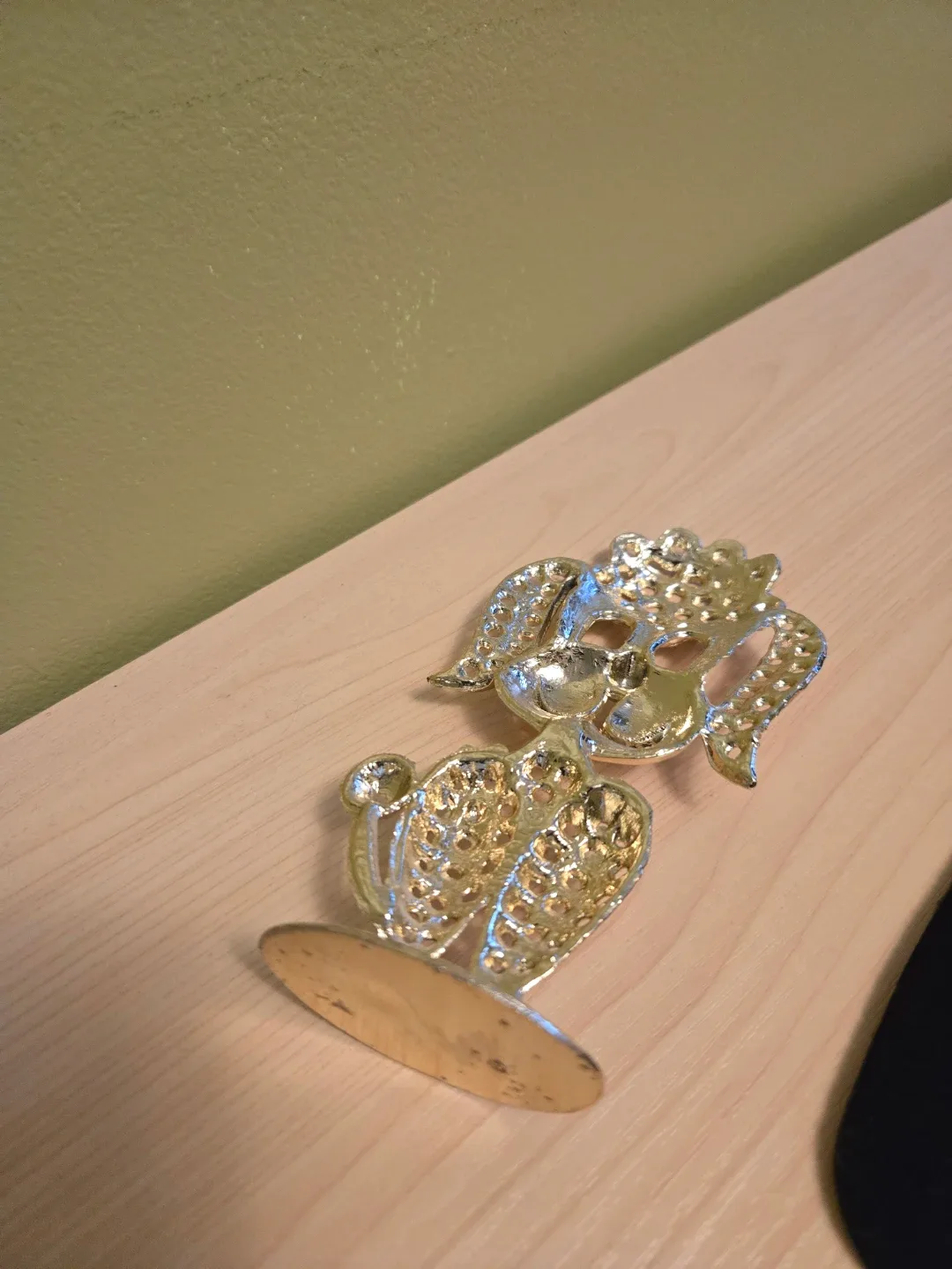 # cleanout Vintage Decorative Dog Figurine earring organizer