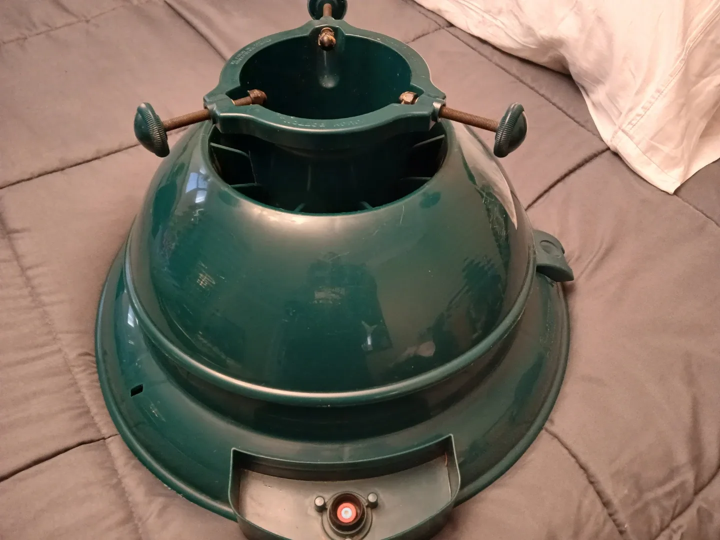 Swivel Straight Christmas Tree Stand