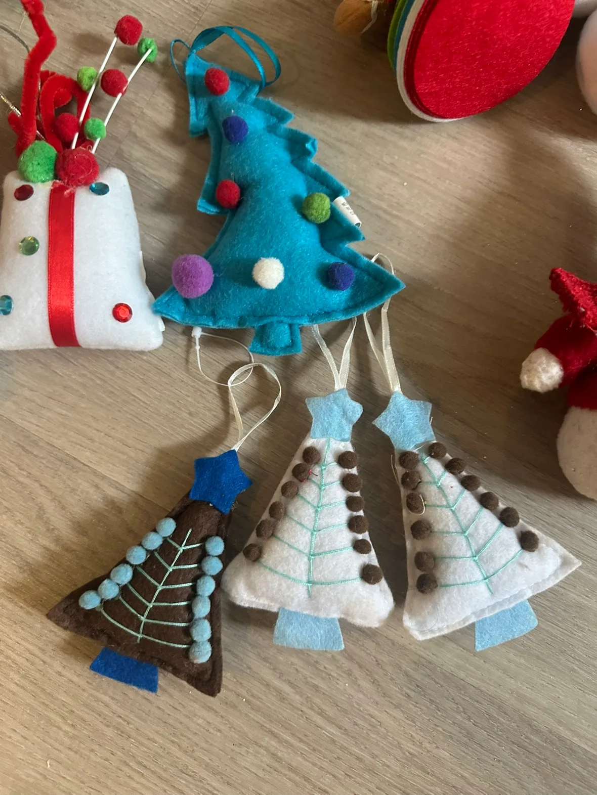 Christmas Tree Ornaments - Mixed Lot image indicator(3)