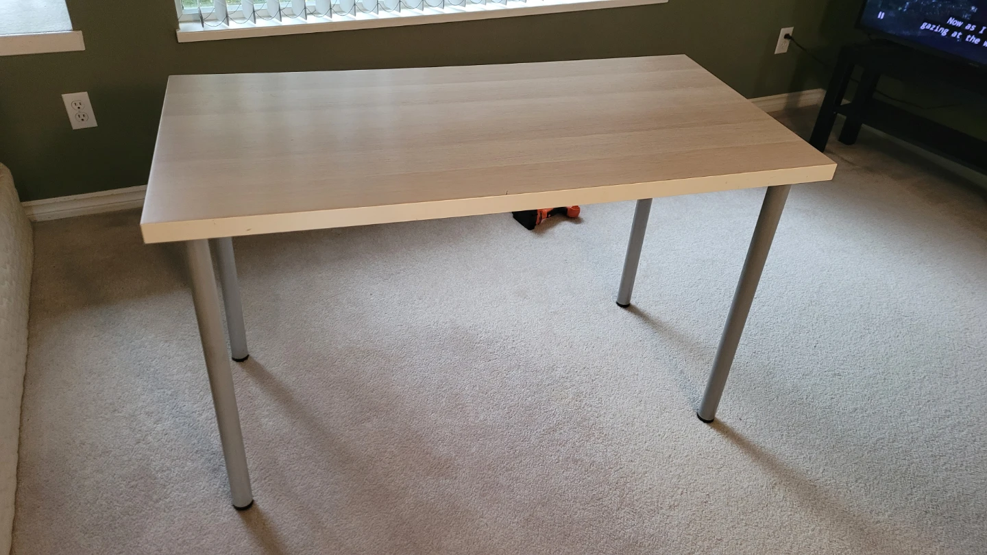 Simple Desk with Silver Legs