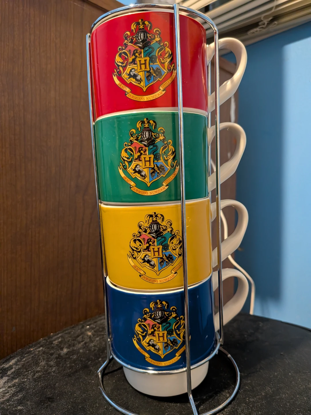 Harry Potter House Crest Mug Set with Stand - photo 3