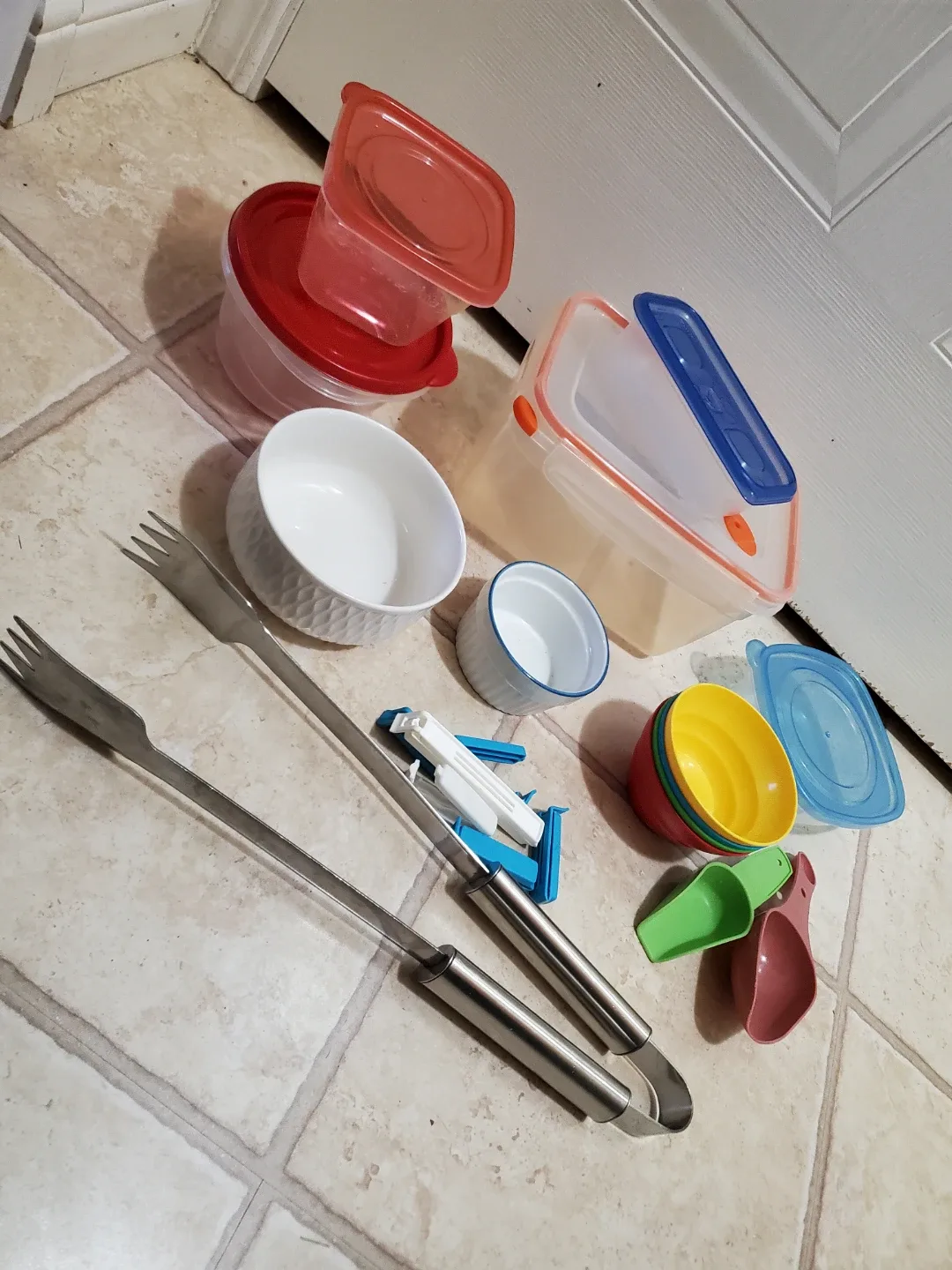 Kitchen Utensils and Food Containers #cleanout