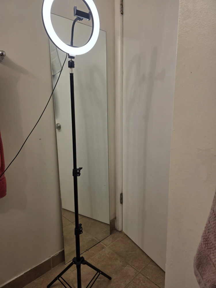 Mtlavishness 10in LED Ring Light w/ Stand