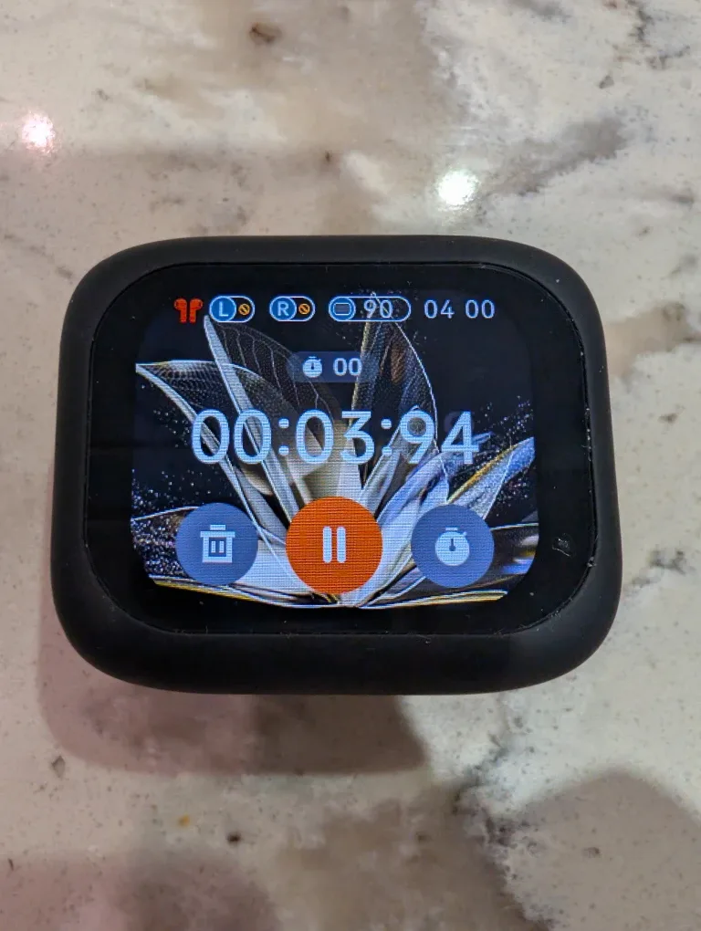 Three Peaches charging box