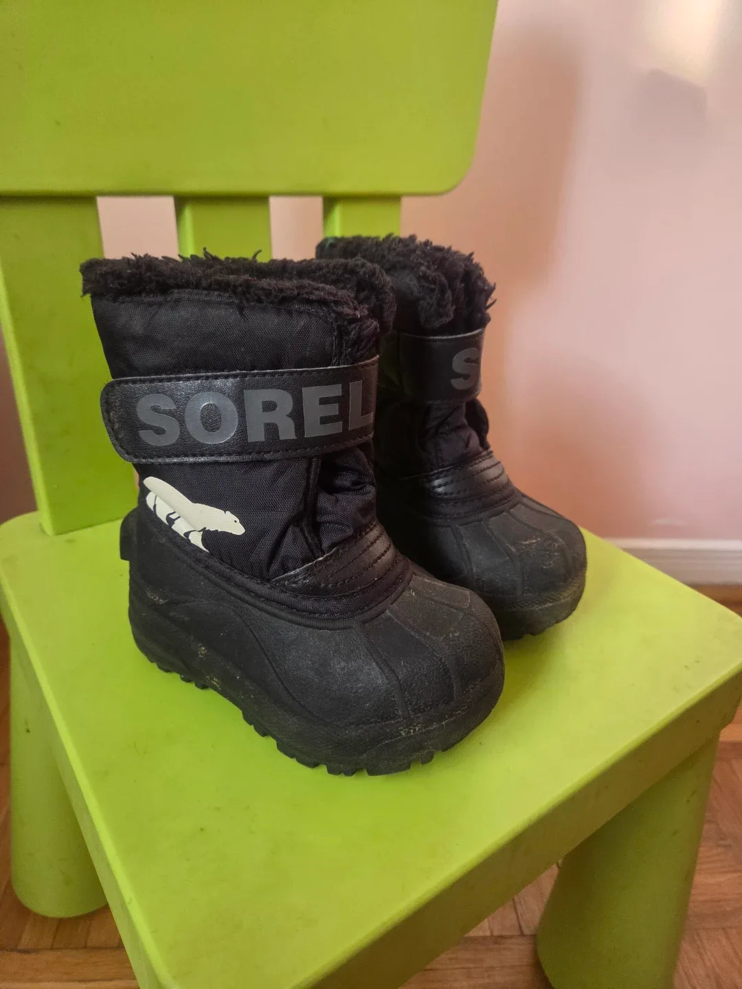 #Cleanout Sorel Kids'  Boots size 6