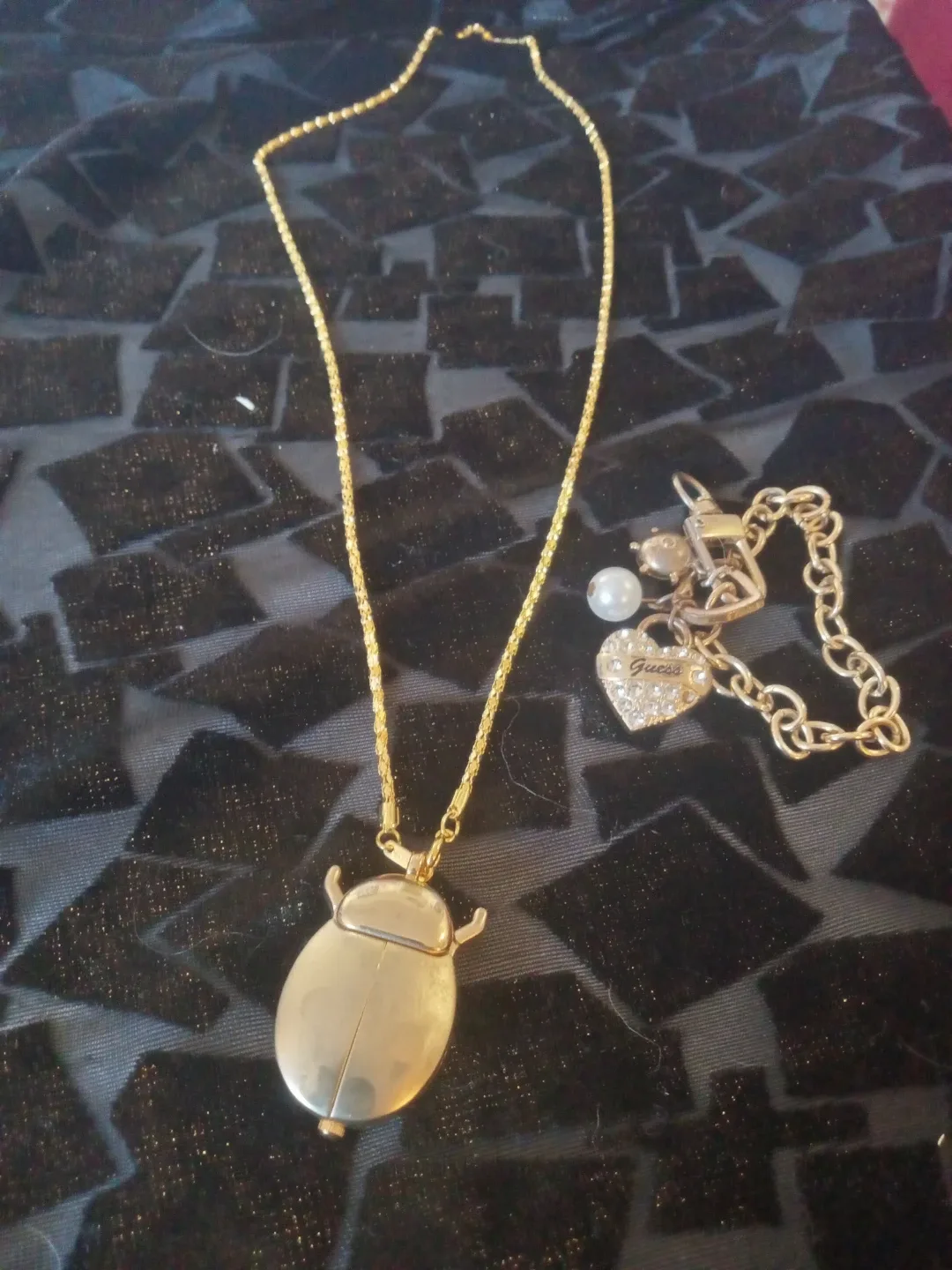 Guess Charm Bracelet image indicator(4)