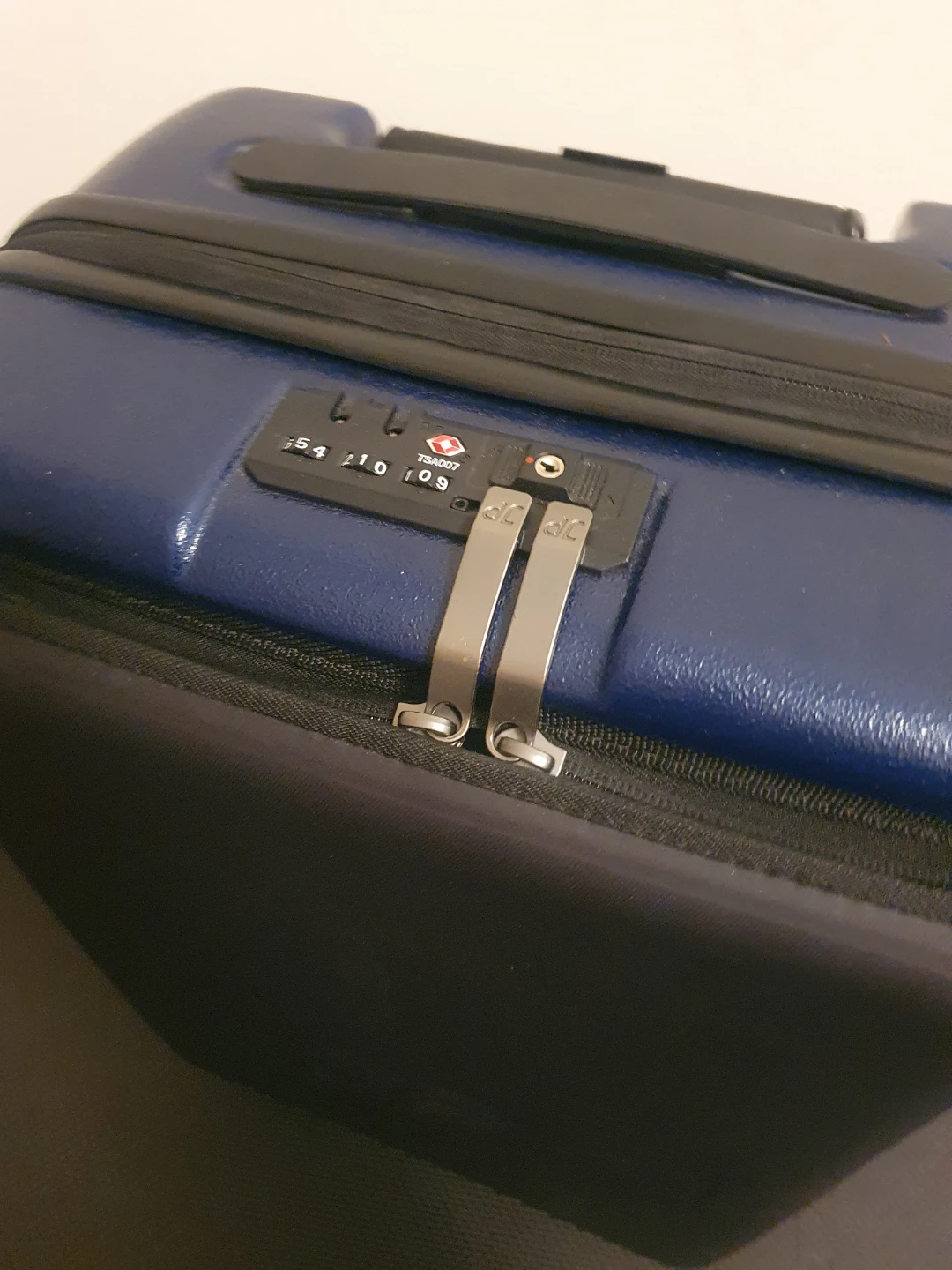 Laptop Carry-On Luggage - photo 3