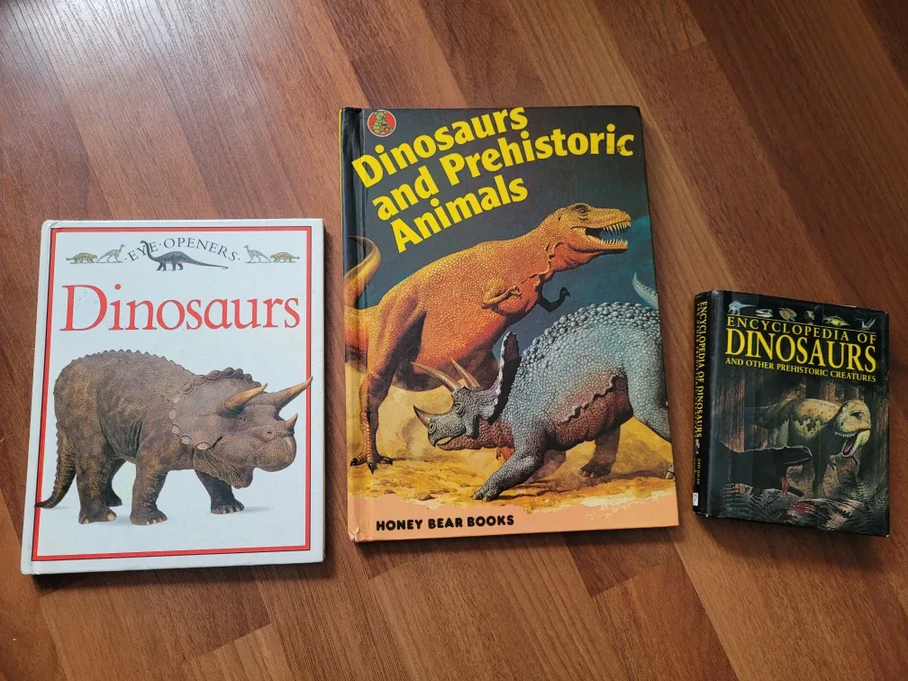 Dinosaurs  Books