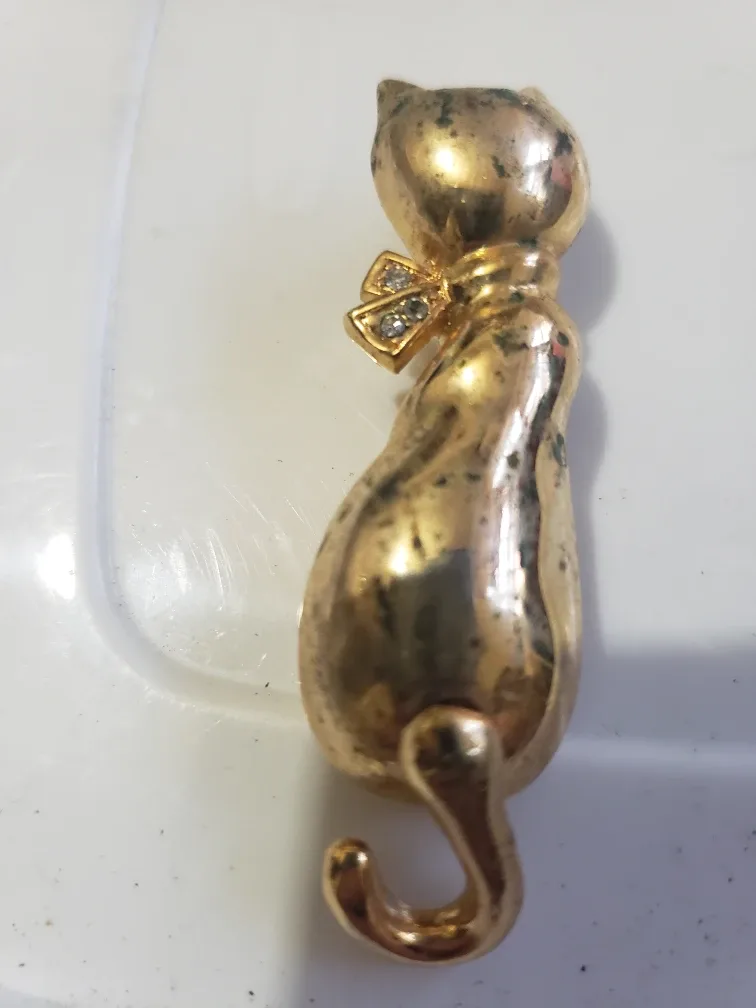 Vintage Gold Cat Brooch