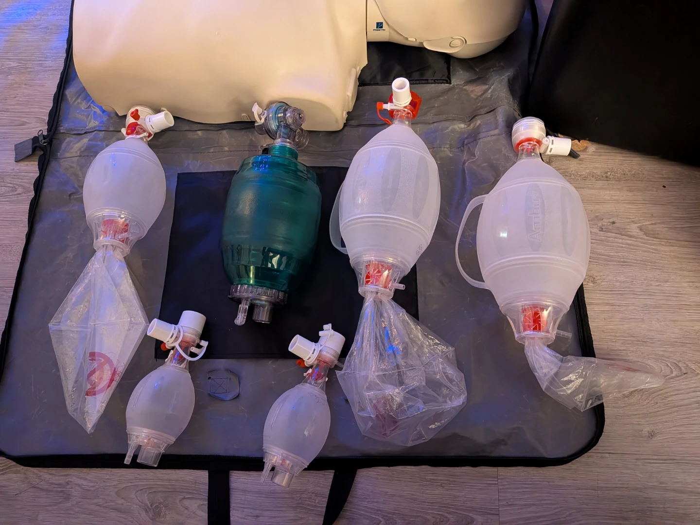 Ambu Bag Resuscitator Set for training - photo 2