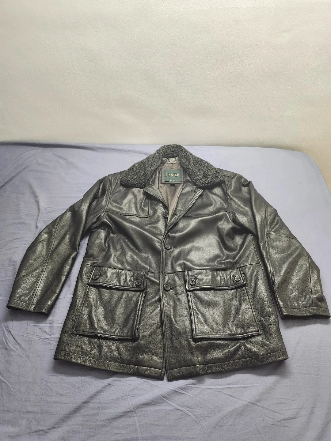 Danier Leather Jacket, Size 42 image indicator(3)