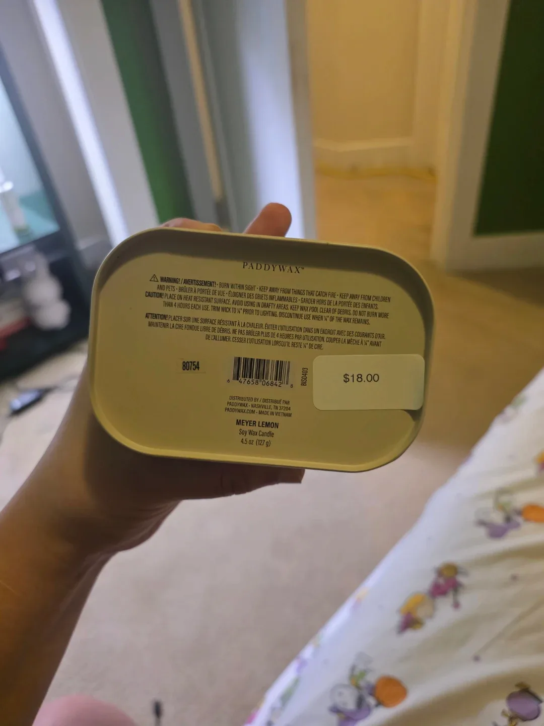 lemon candle (notes of tangerine & strawb) image indicator(2)