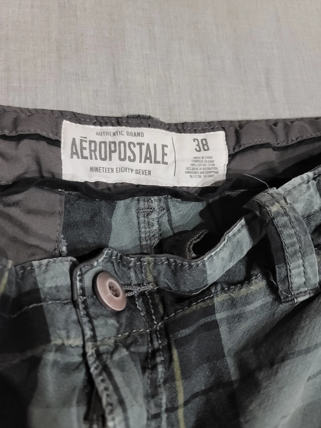 Aeropostale Plaid Cargo Shorts - Size 38 y2k utility surfer - photo 2