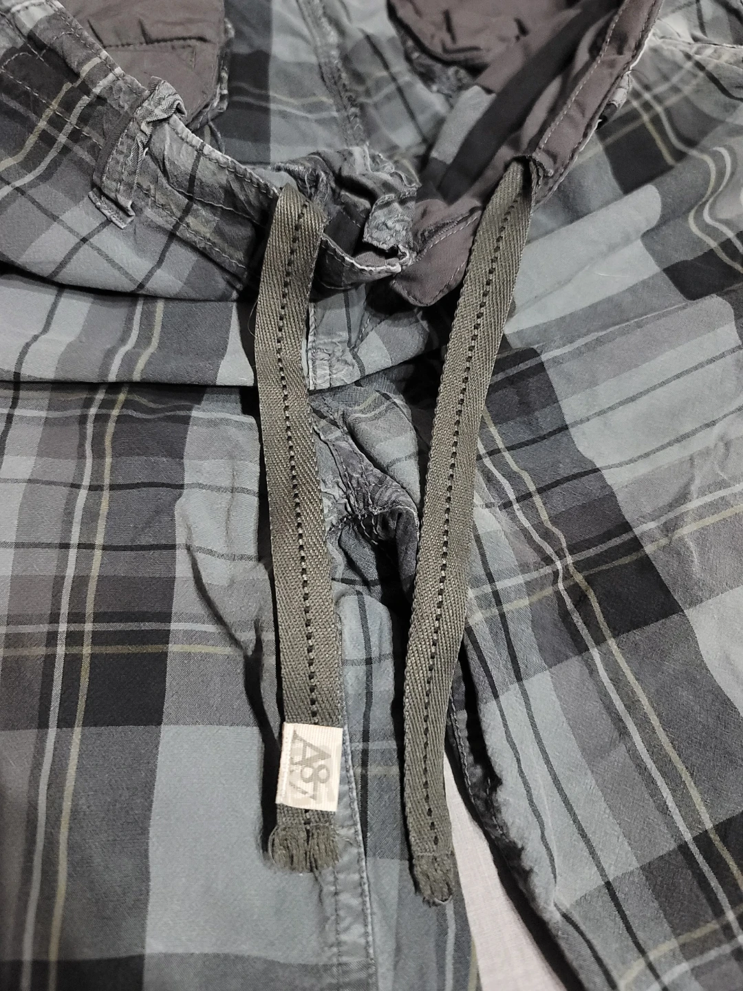 Aeropostale Plaid Cargo Shorts - Size 38 y2k utility surfer - photo 4