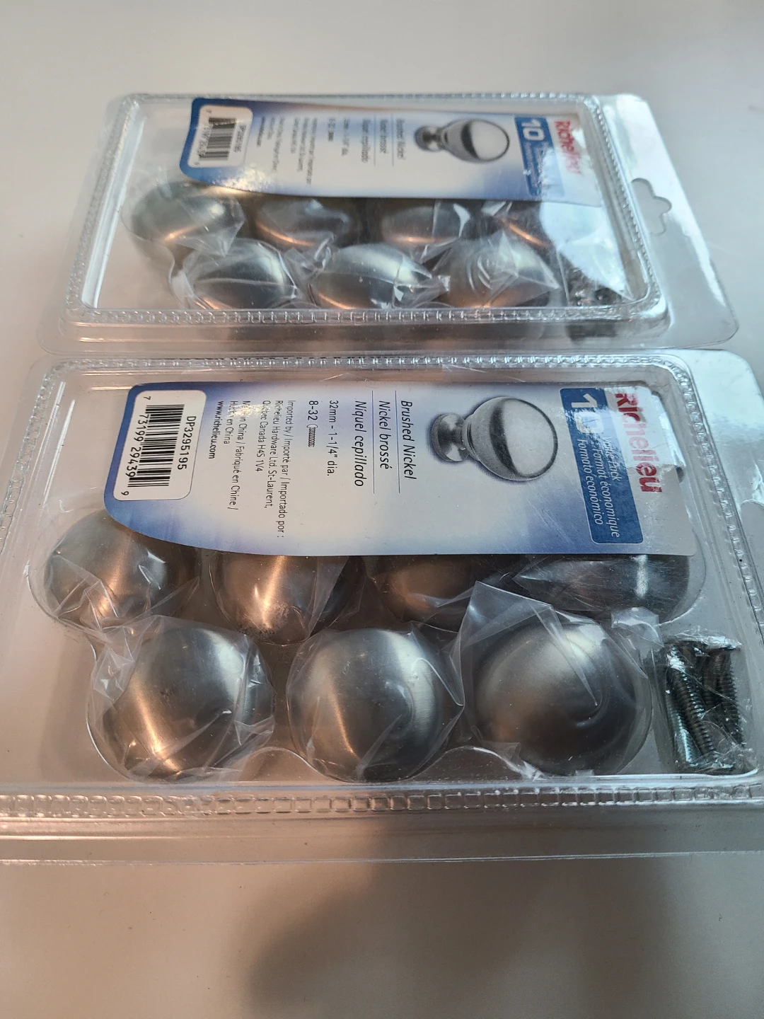 Richelieu Brushed Nickel Modern Cabinet Knobs - New 2 x 10pk - photo 2