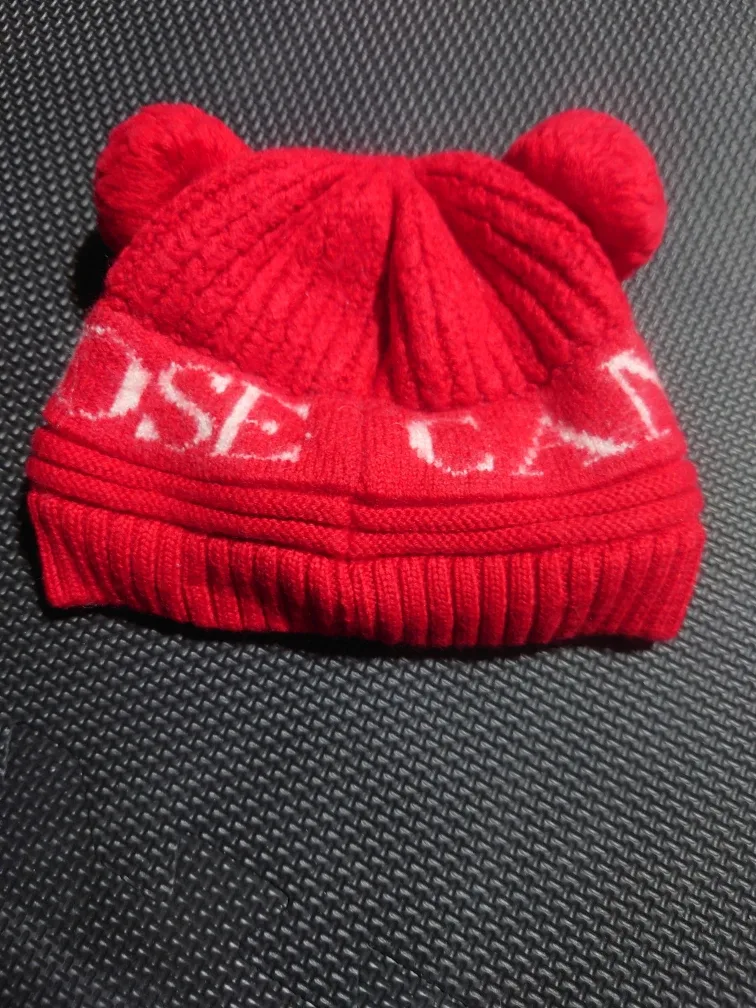 Canada Goose Red Knit Pom Pom Beanie image indicator(2)