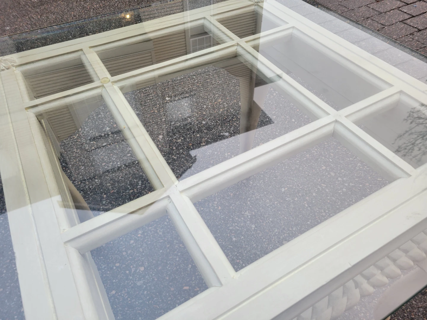 Beautiful Glass Top End Table / Side Table. - photo 5