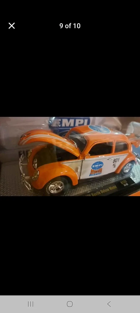 M2 machines EMPI 1952 VW Beetle Deluxe Model Car image indicator(9)