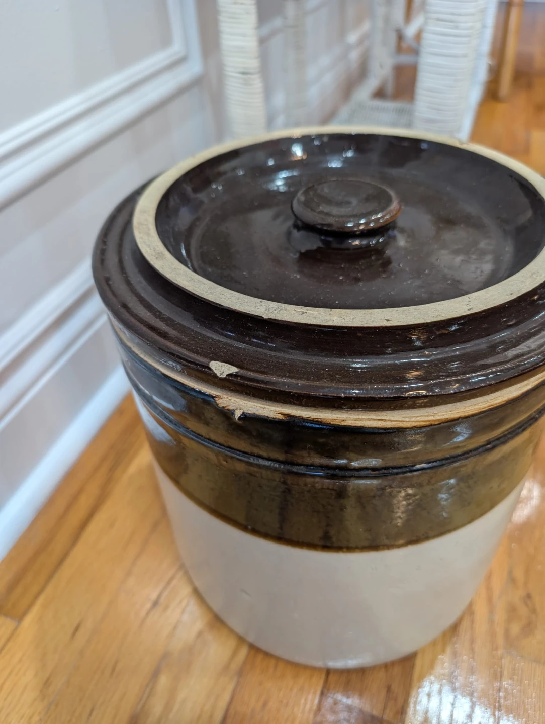 Vintage Brown & White Crock Pot with Lid 3 gallon - photo 5