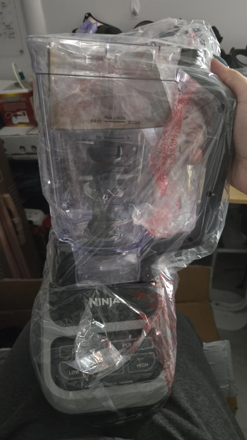 Ninja Professional 1000W Blender - New in Box! - photo 2