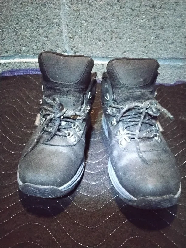 Skechers/Goodyear WATERPROOF Boots - 8.5 US MEN'S/10 US WOMEN'S image indicator(10)