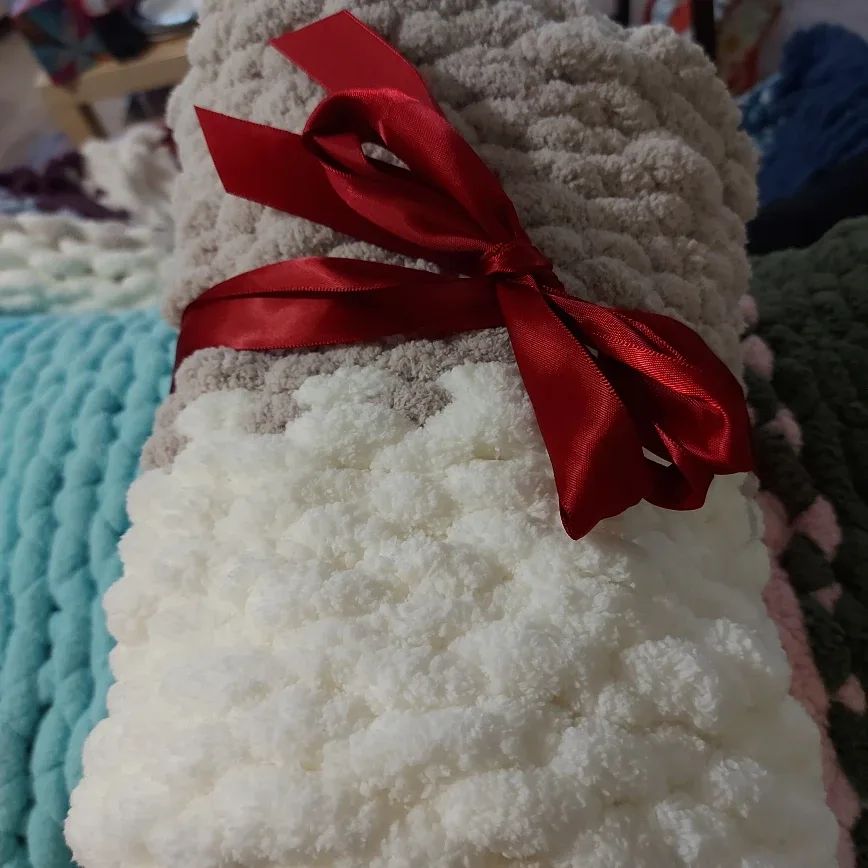 Handmade Chunky Knit Blanket - Cream, Beige