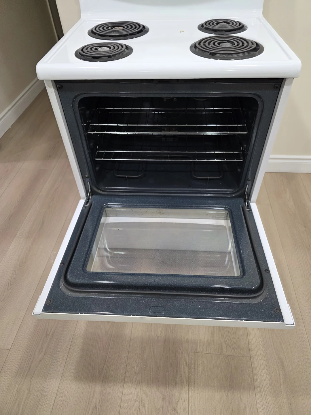 Kenmore White Electric Stove - photo 5